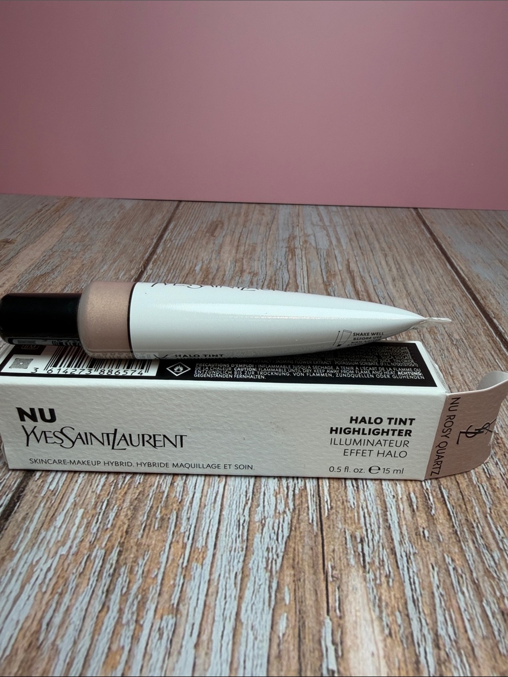 Yves Saint Laurent NU Rosy Quartz Halo Tint Highlighter - Rose Champagne